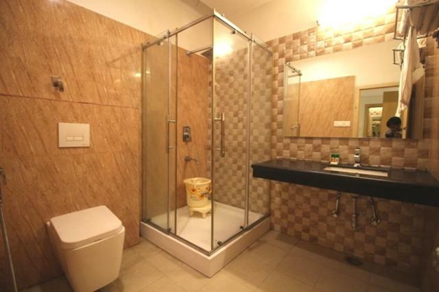 Mirzāpur Hotel Yash Inn מראה חיצוני תמונה