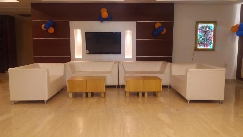 Mirzāpur Hotel Yash Inn מראה חיצוני תמונה